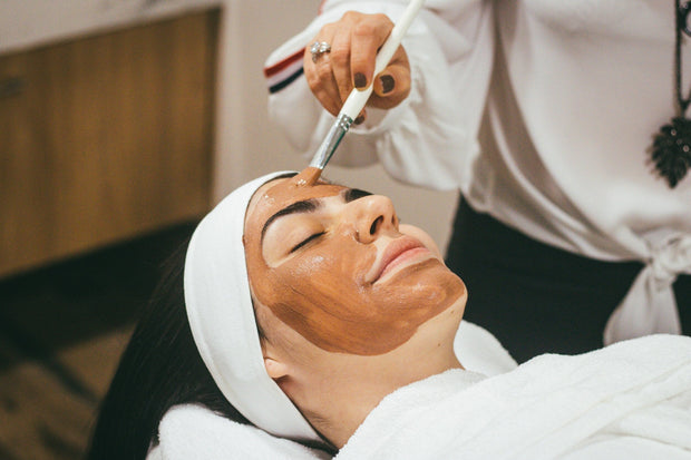 CUSTOMIZED FACIAL